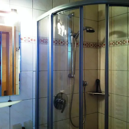 Haus Petra Гостевой дом Нойштифт-им-Штубайталь
