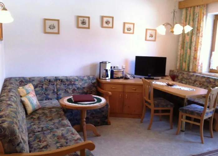 Haus Petra Affittacamere *