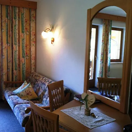 Pensión Haus Petra Neustift im Stubaital
